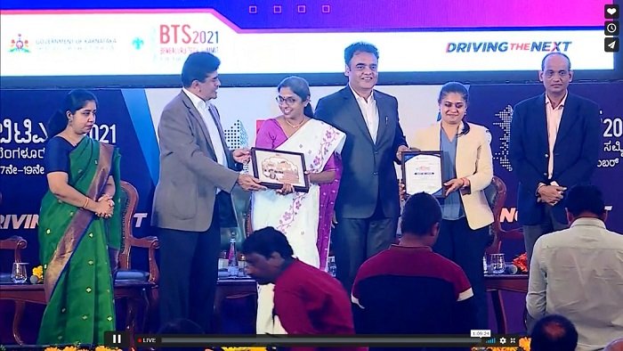 HealthCube Wins the Prestigious “ Startup of the Year” Honour at Smart Bio Awards, Bengaluru Tech Summit 2021