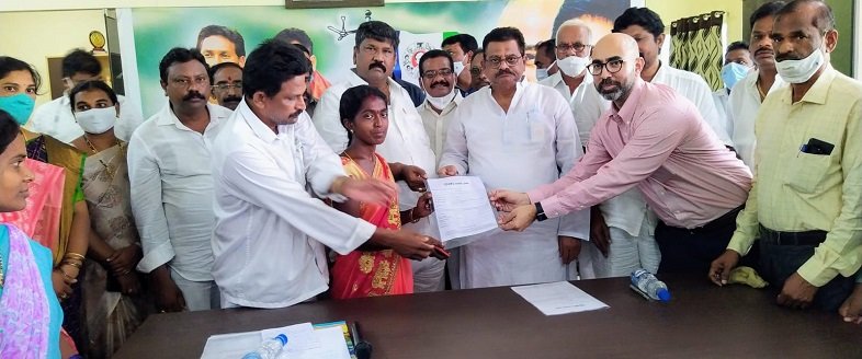 AP Housing Minister Cherukuvada Sri Ranganadha Raju distributed IIFL Home Loan sanction letters to BLC-PMAY(U) beneficiaries