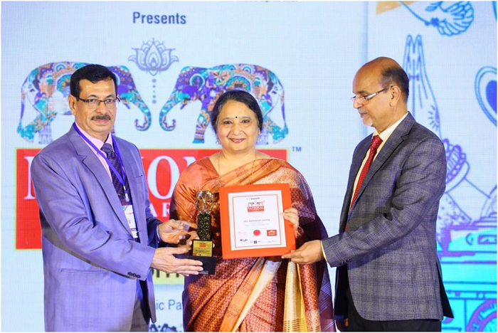 Ms Parminder Chopra, Director (Finance), PFC Ltd Honoured with the prestigious ET Ascent Best CFO-PSU Award in Bengaluru