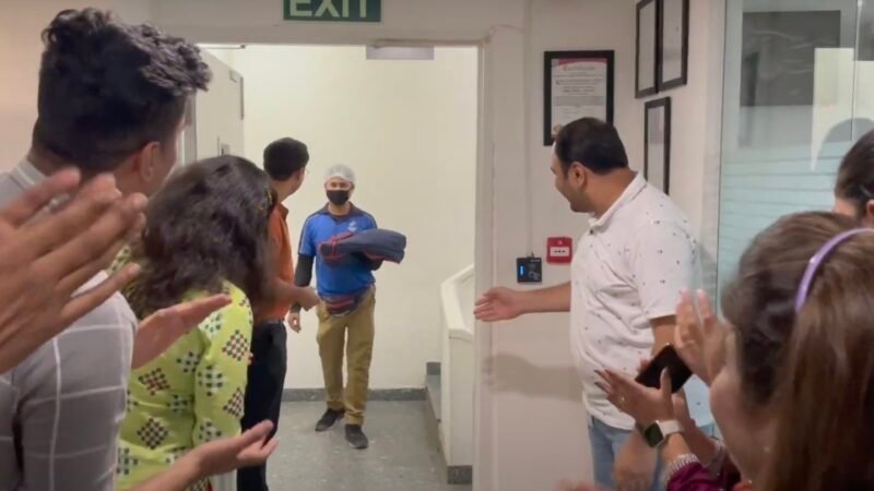 Roadcast, India’s Leading Saas Platform Recently Raised Series a $2 Mn From Jubilant Foodworks and Celebrates Delivery Personnel With a Unique Campaign and Gift