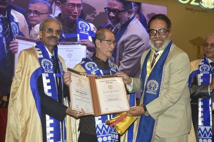 Partha Sinha wins the Distinguished Alumnus Award at IIT Kharagpu