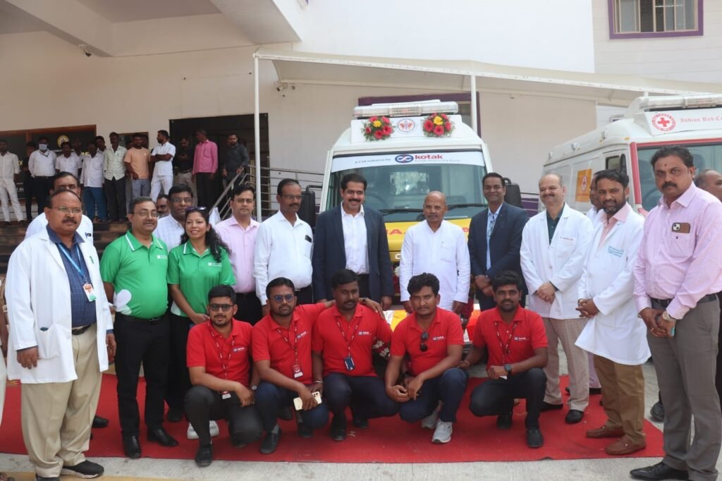 Kotak Mahindra Bank Limited under its CSR commitment has extended support to GIMS, Karnataka by providing a fully equipped Cardiac Ambulance for critical healthcare emergencies 2