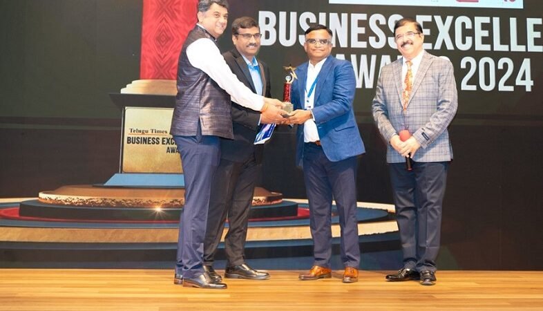 Celebrating Success: Telugu Business Personnel in the USA Awarded for Excellence